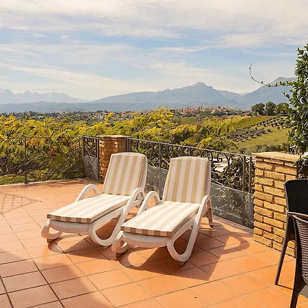 Agroturismo Fiore Torano Nuovo