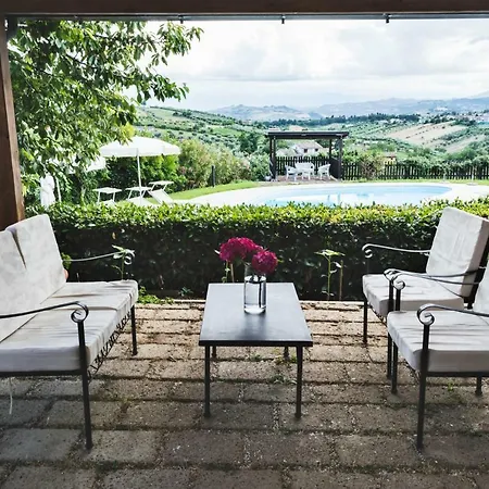 Fiore Gospodarstwo agroturystyczne *