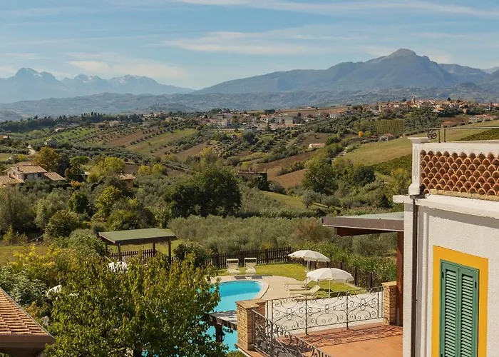 Fiore Bauernhof Torano Nuovo